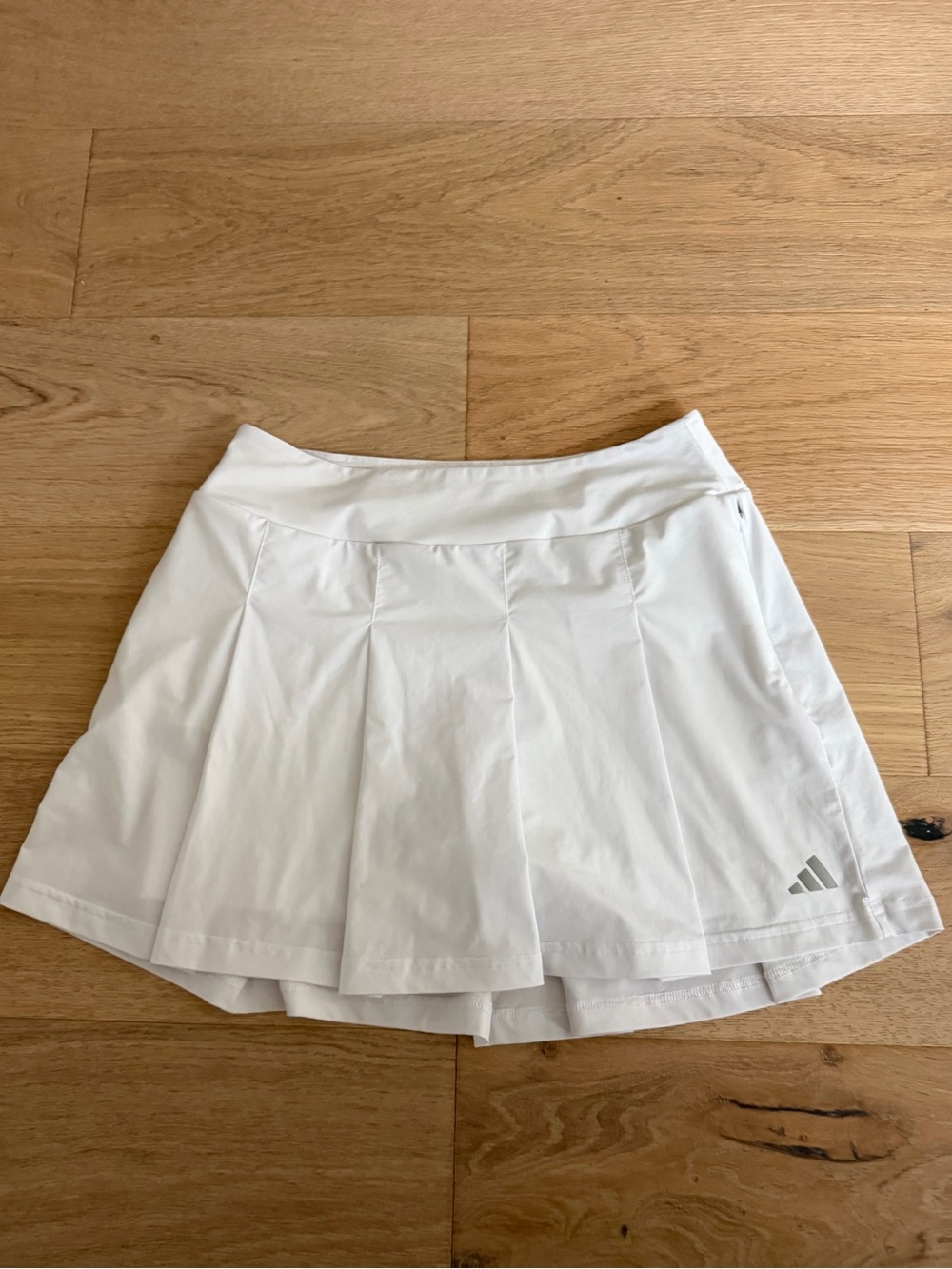 Adidas Women's White Pleated Skort